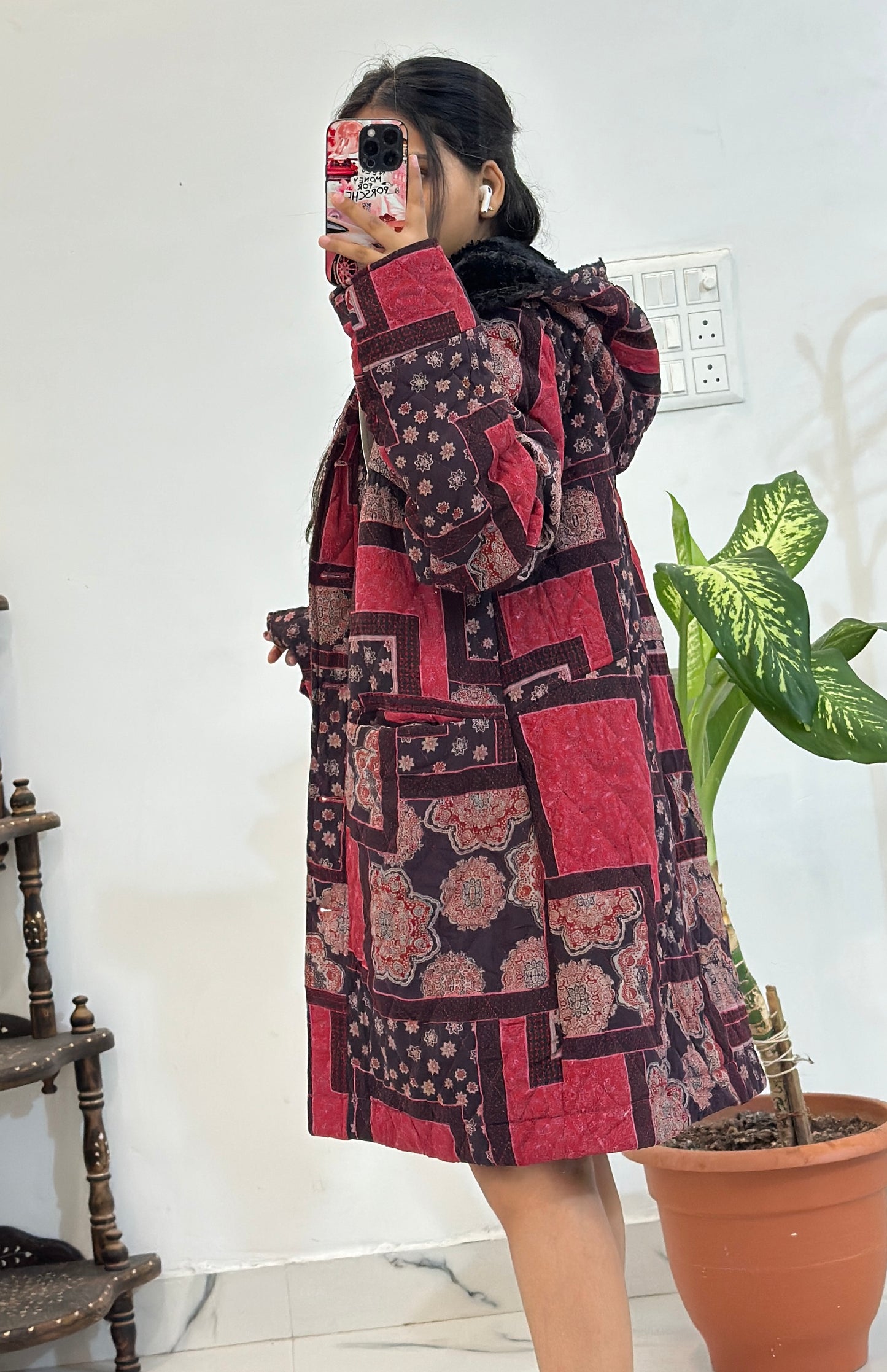 Prettiest warm hooded coat (40-44)