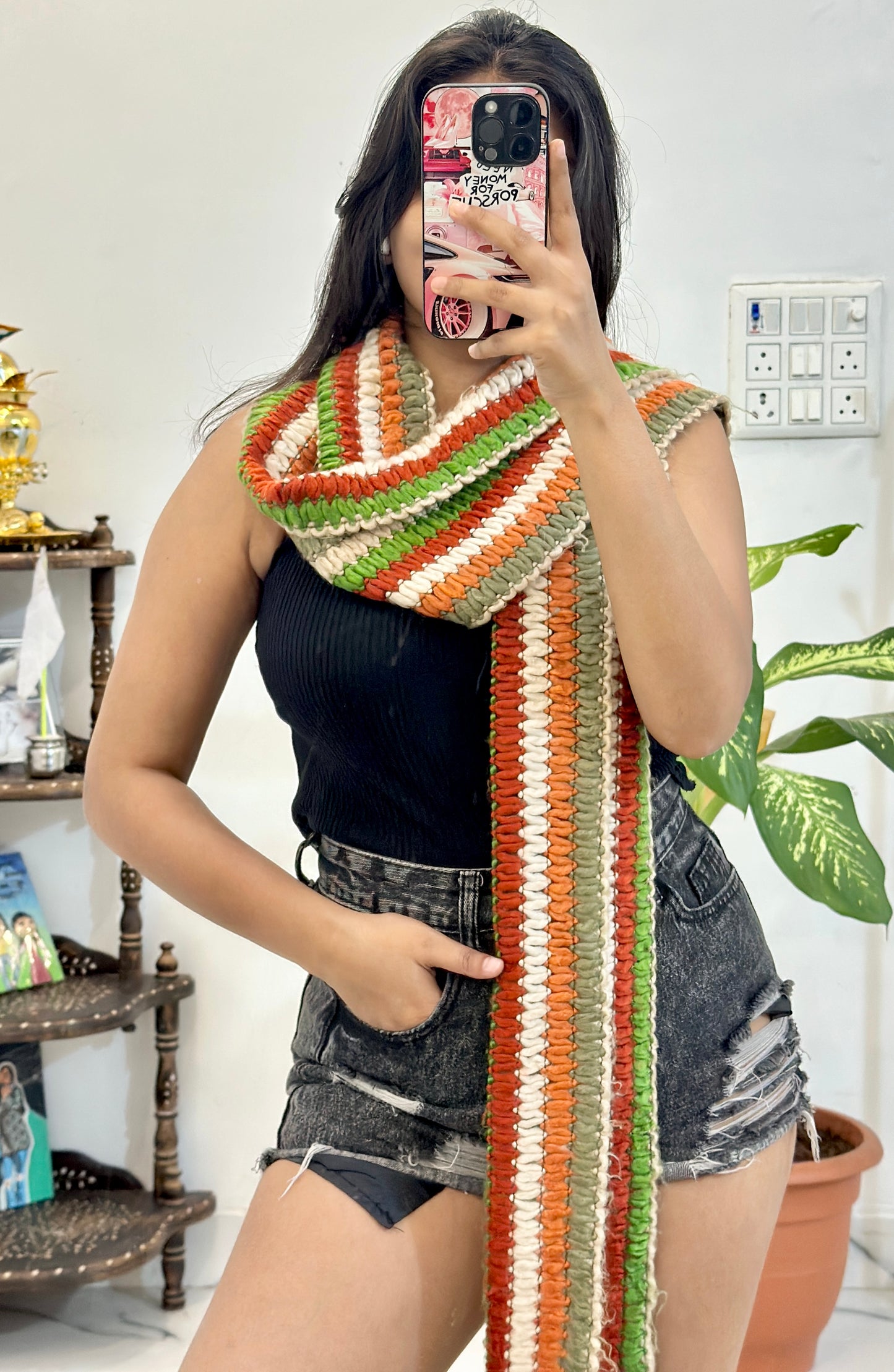 Woollen muffler