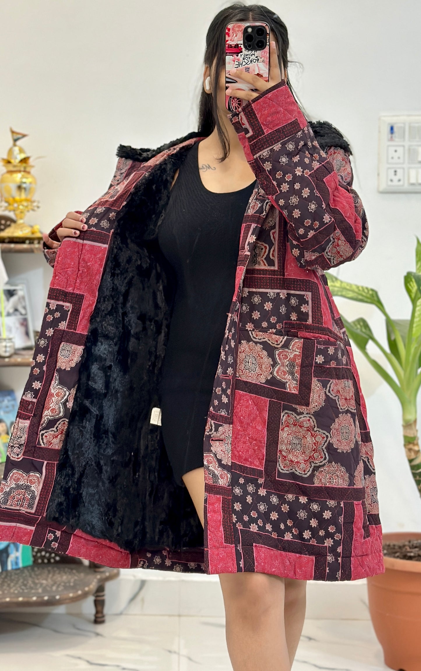 Prettiest warm hooded coat (40-44)