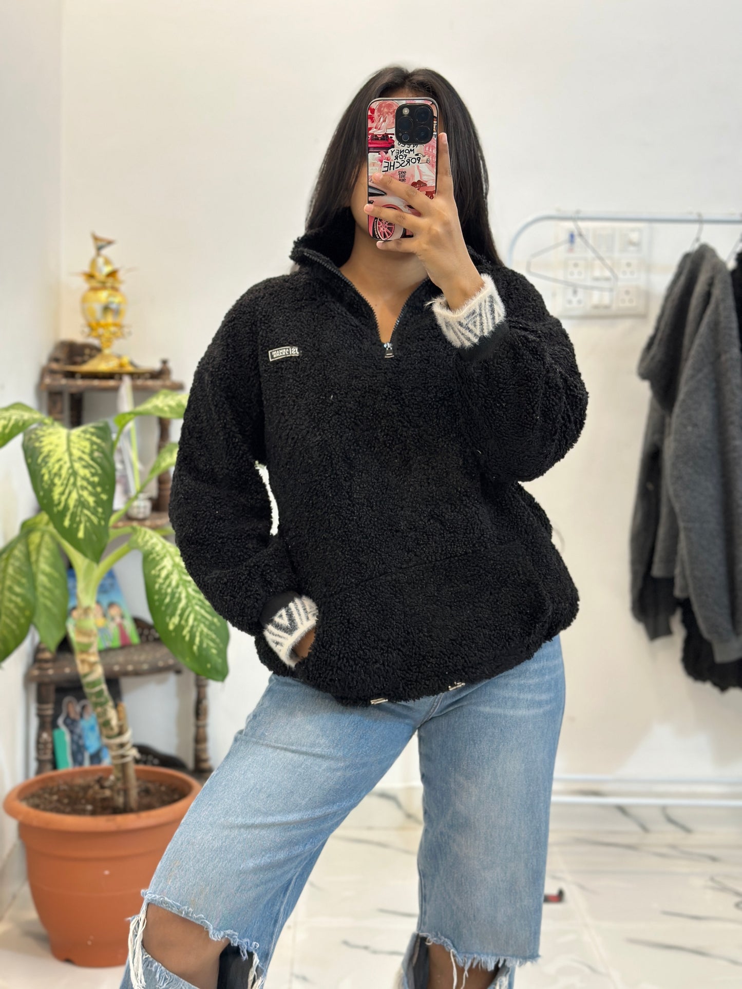 Black furr sweater (38-40)