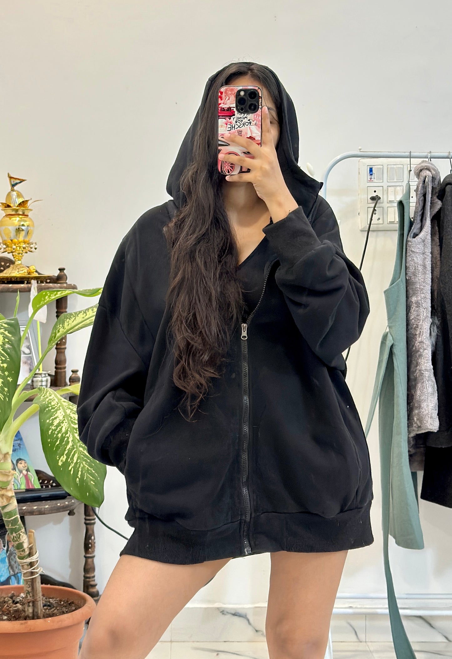 Black oversized hoodie (48-50)