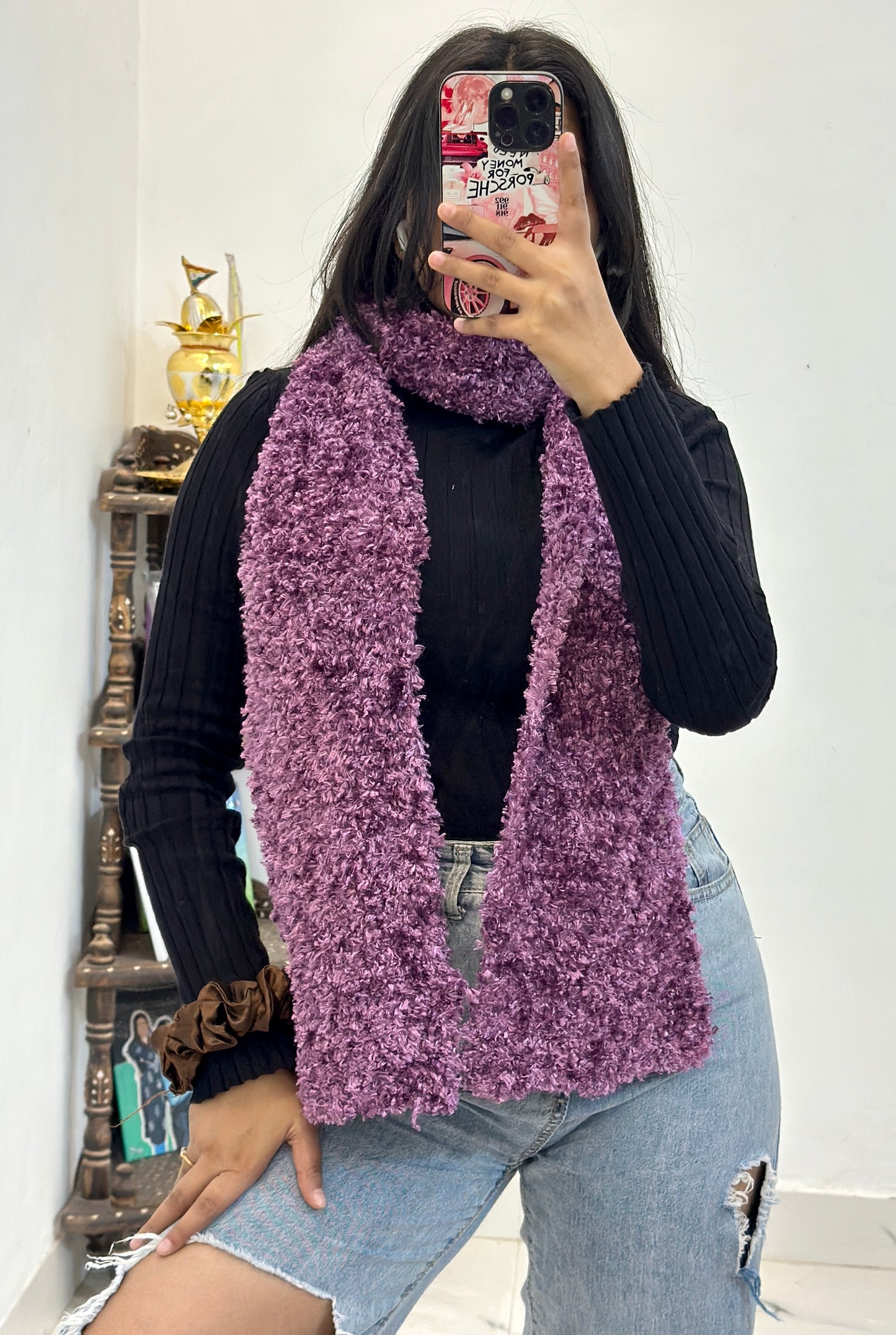 Woollen pretty muffler