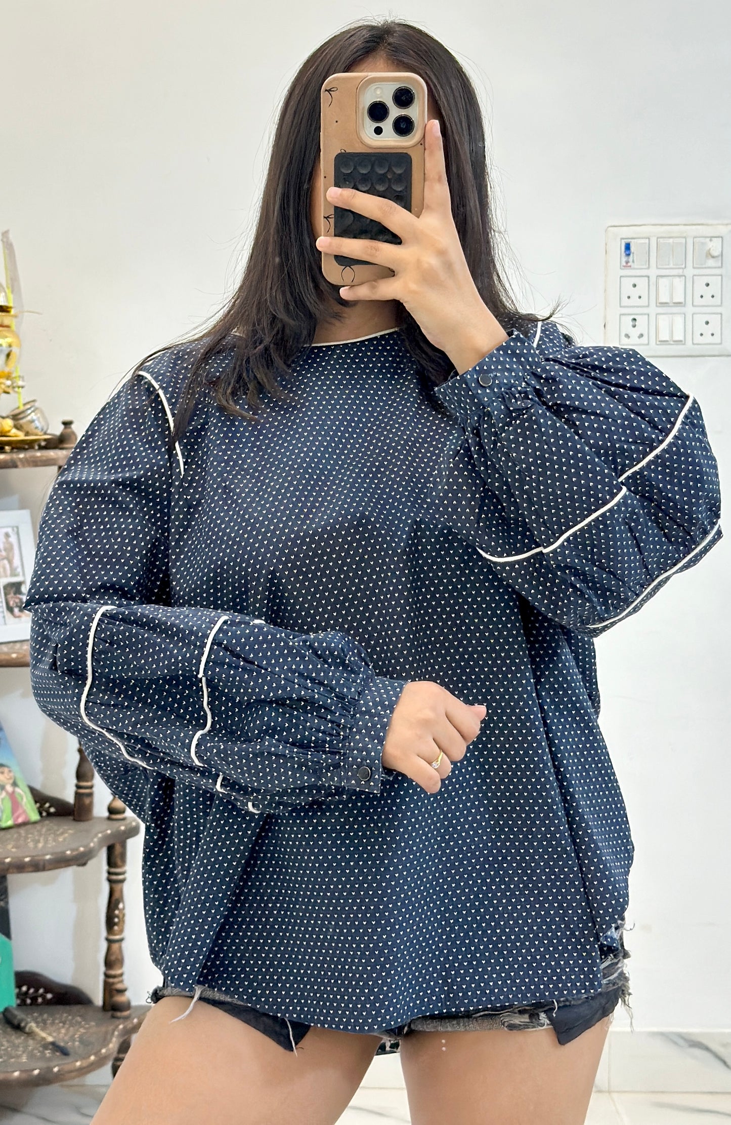 Pretty oversized top (42-44)