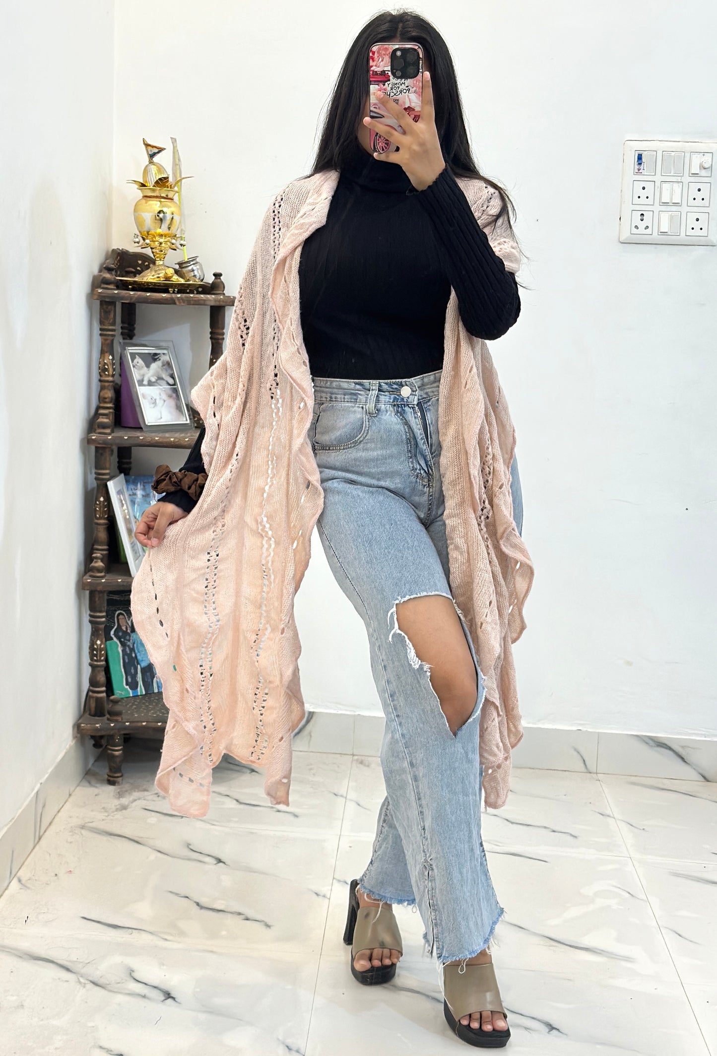 Woollen pretty muffler