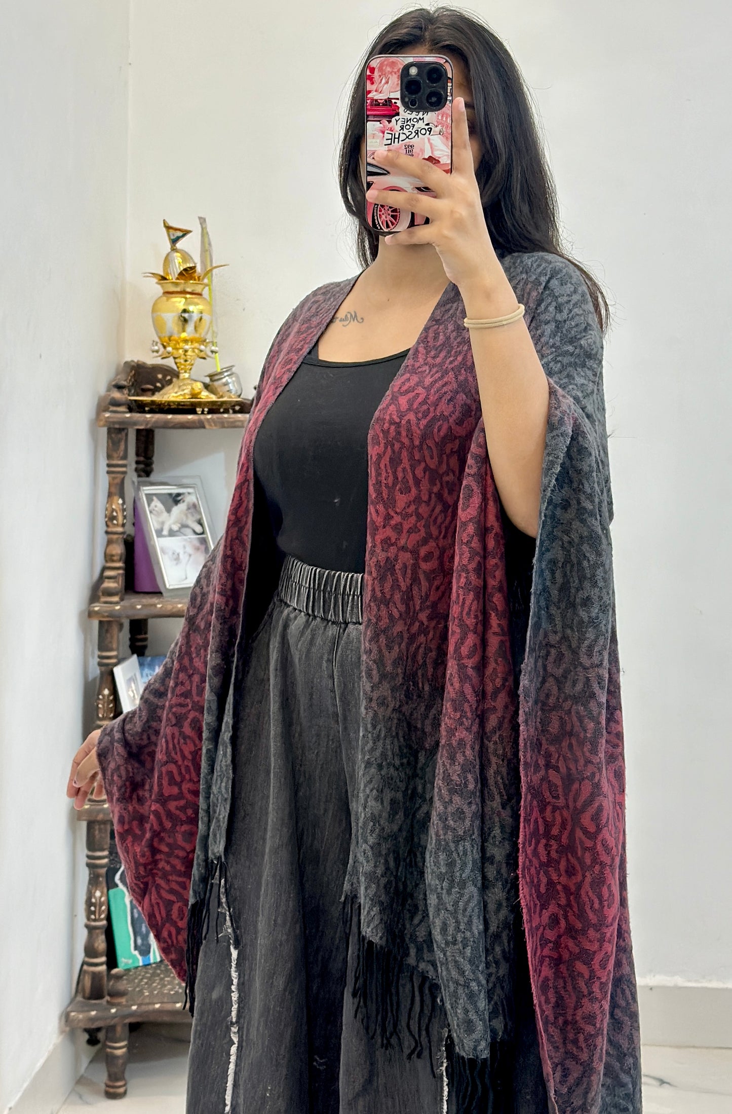 Woollen cape shawl