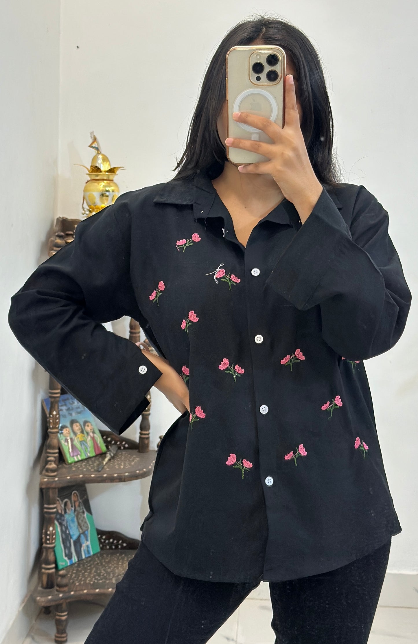 Linen embroidered shirt (36-38)