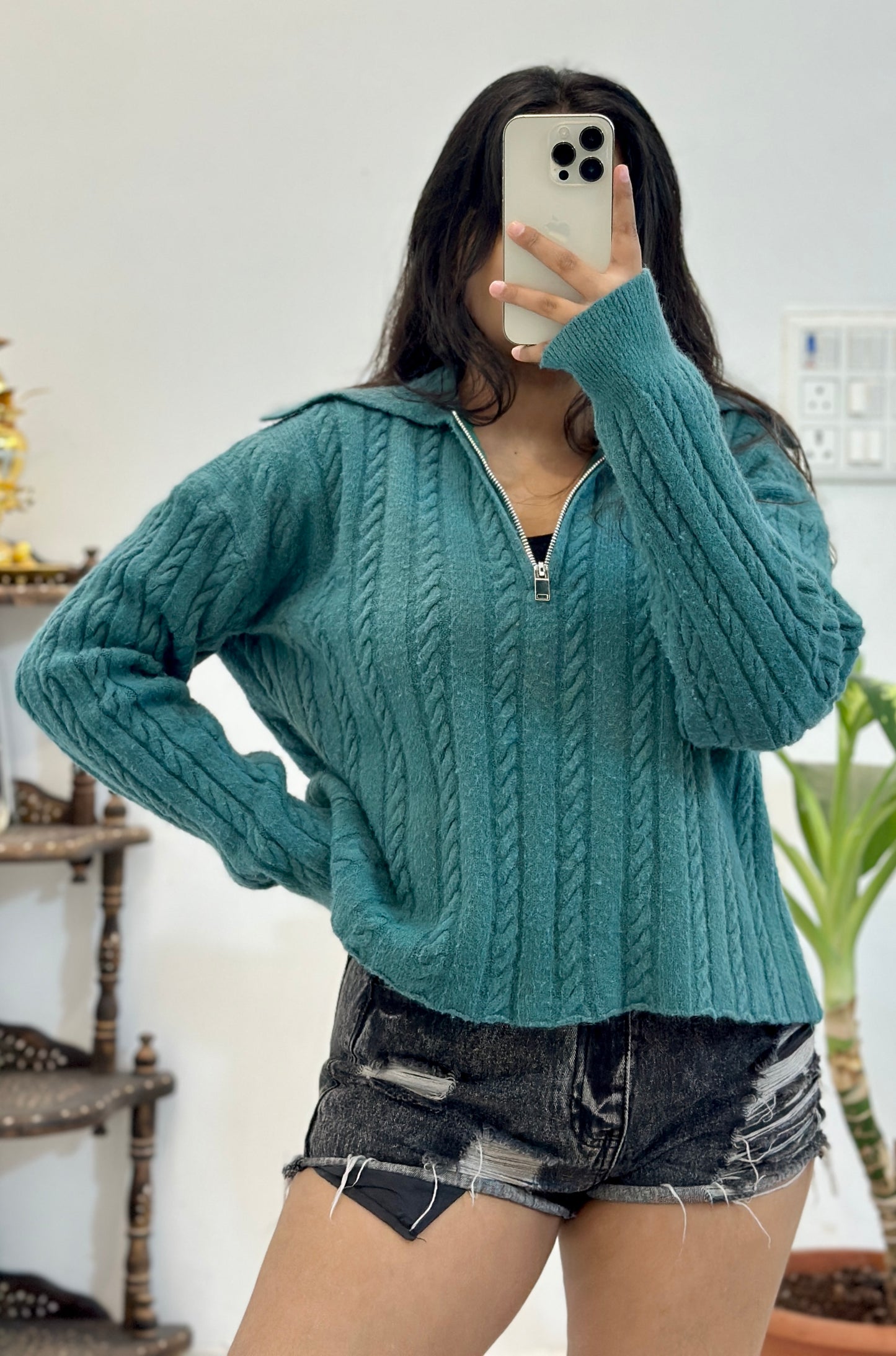 Korean oversized sweater (38-40)