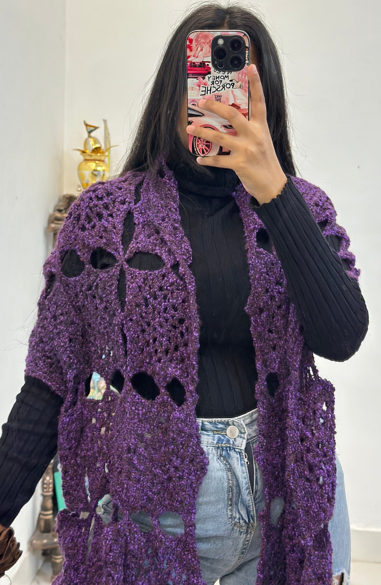 Woollen pretty muffler