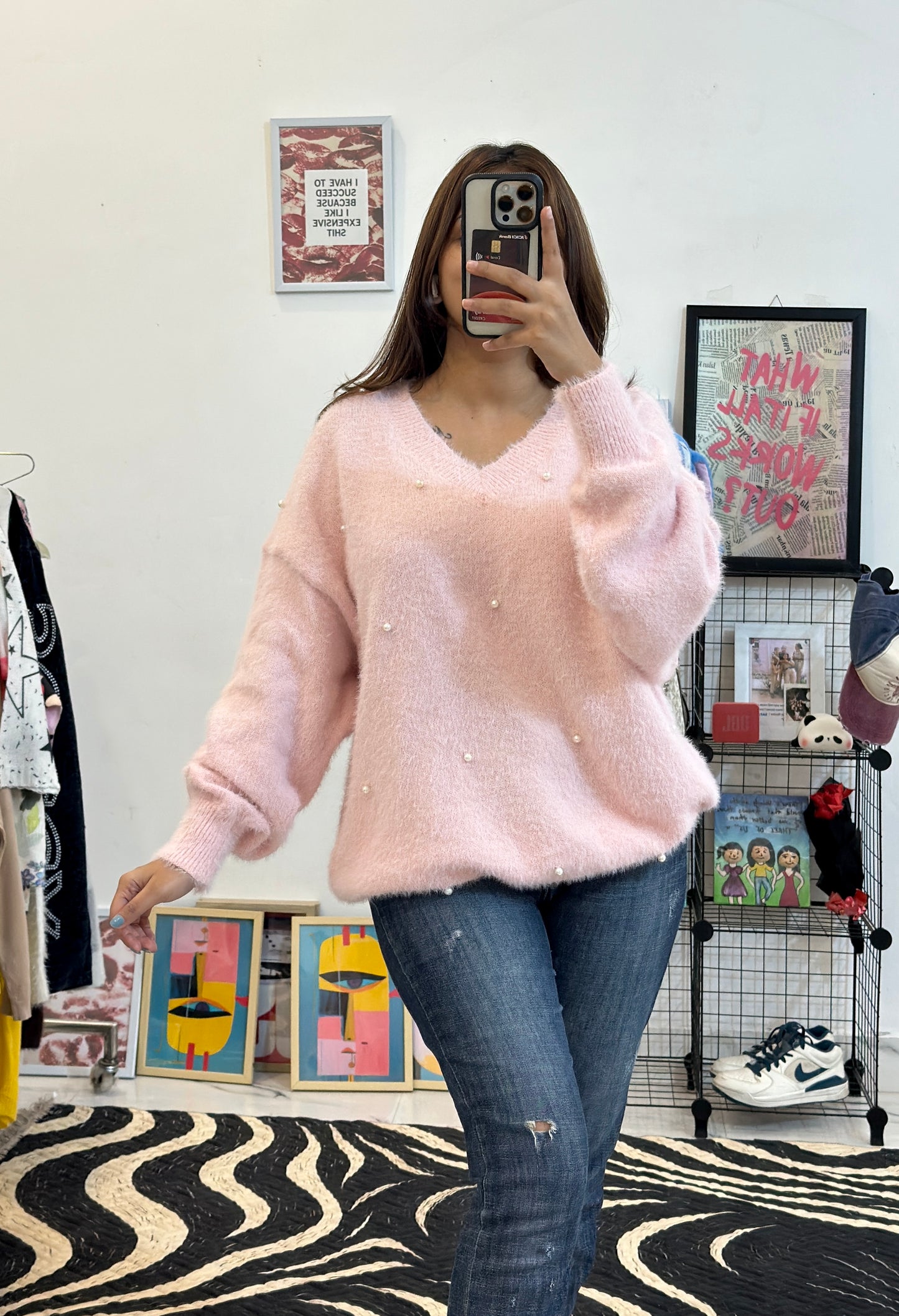 Pretty pearl oversized furry sweater (44-46)