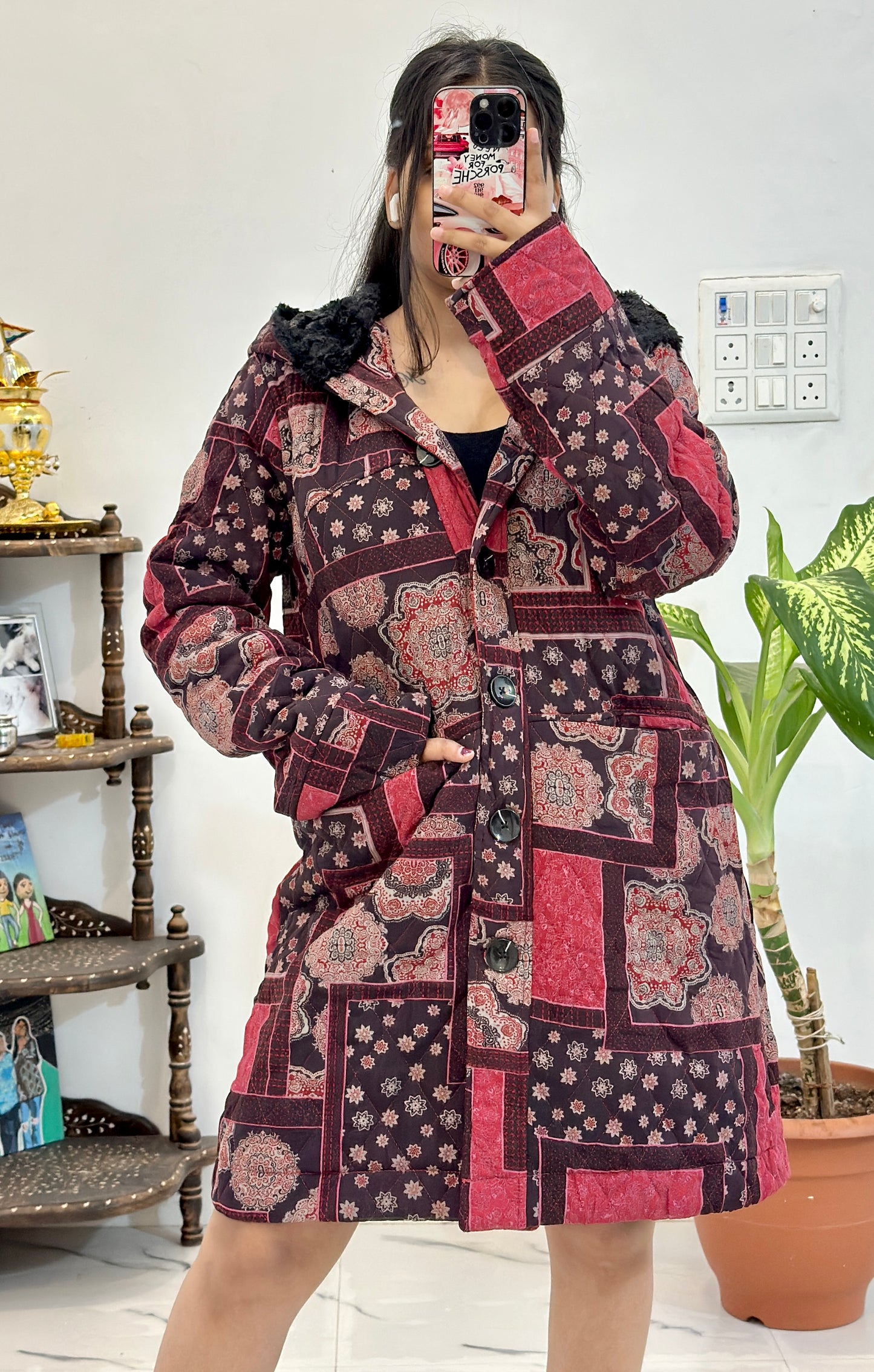 Prettiest warm hooded coat (40-44)