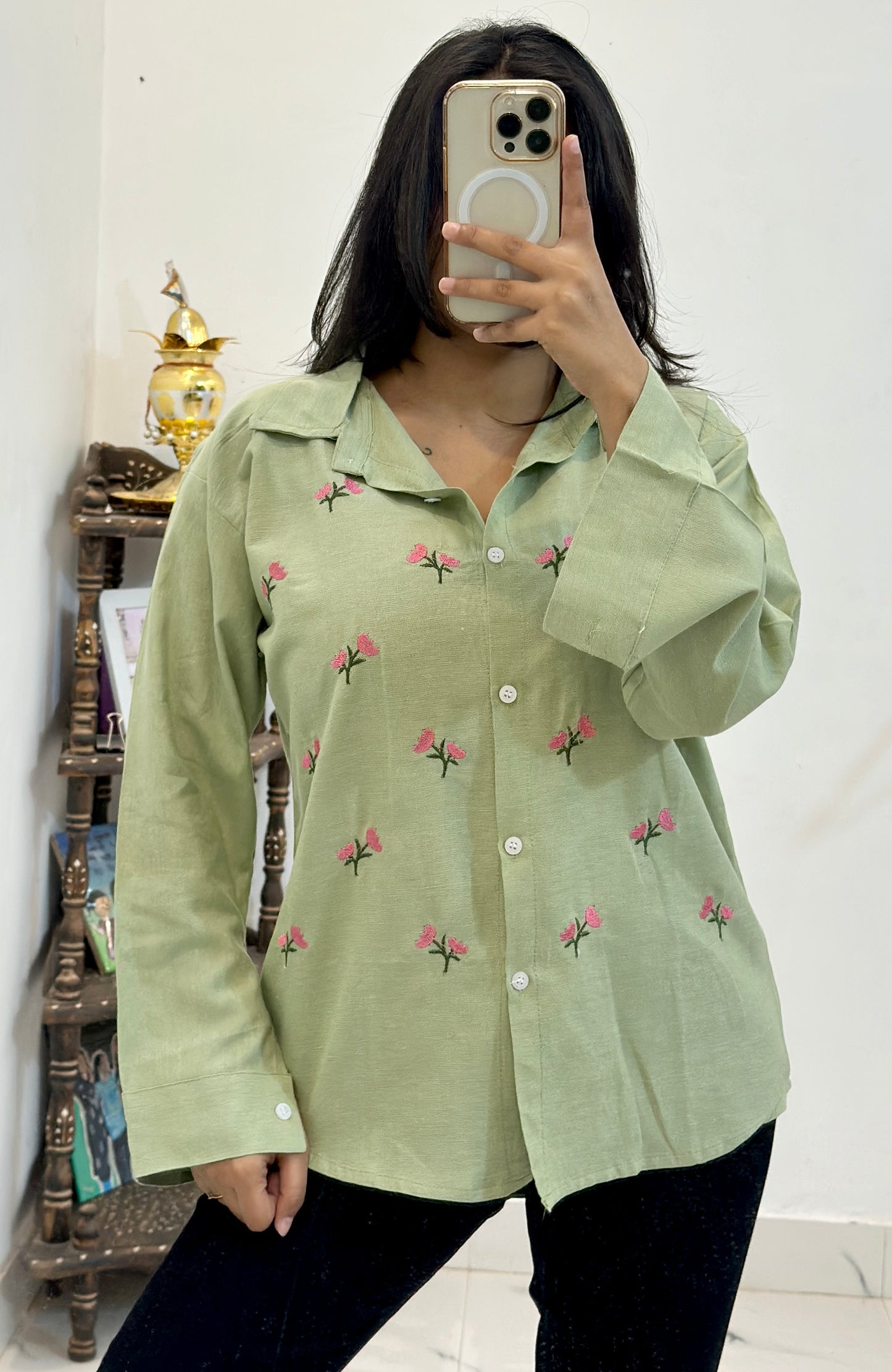 Linen embroidered shirt (38-40)