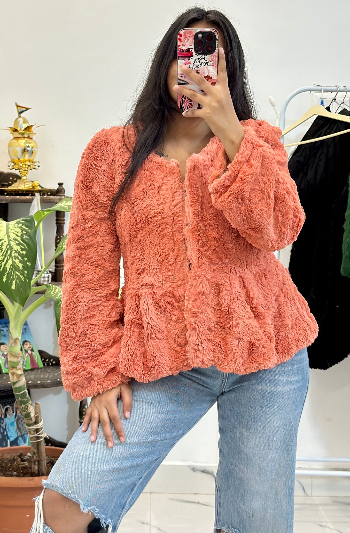 Pretty soft Furry jacket (S/M)