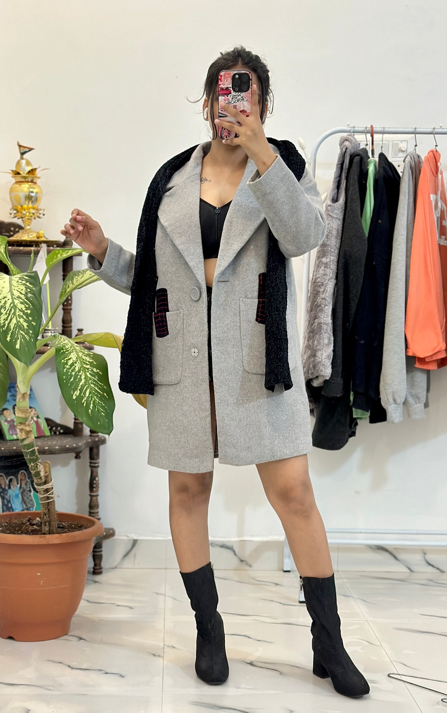 Heavy long coat with scarf (34-36)