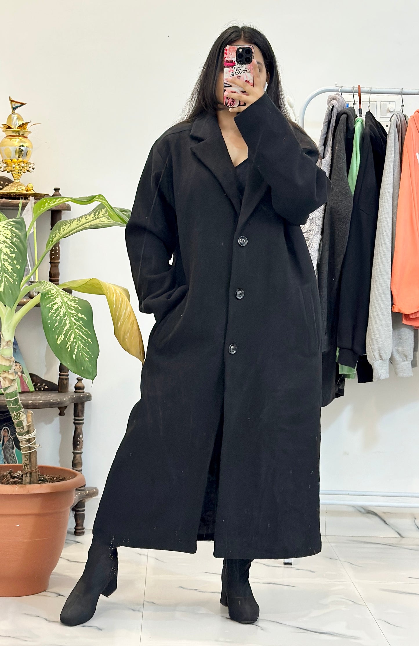 Black Heavy long coat (44-46)