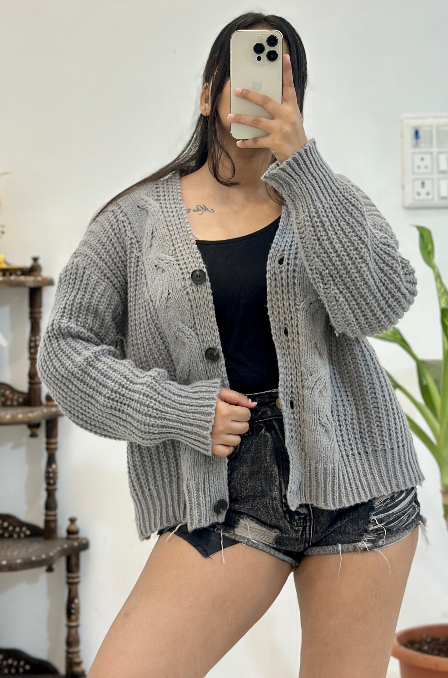 Korean cardigan (42-44)