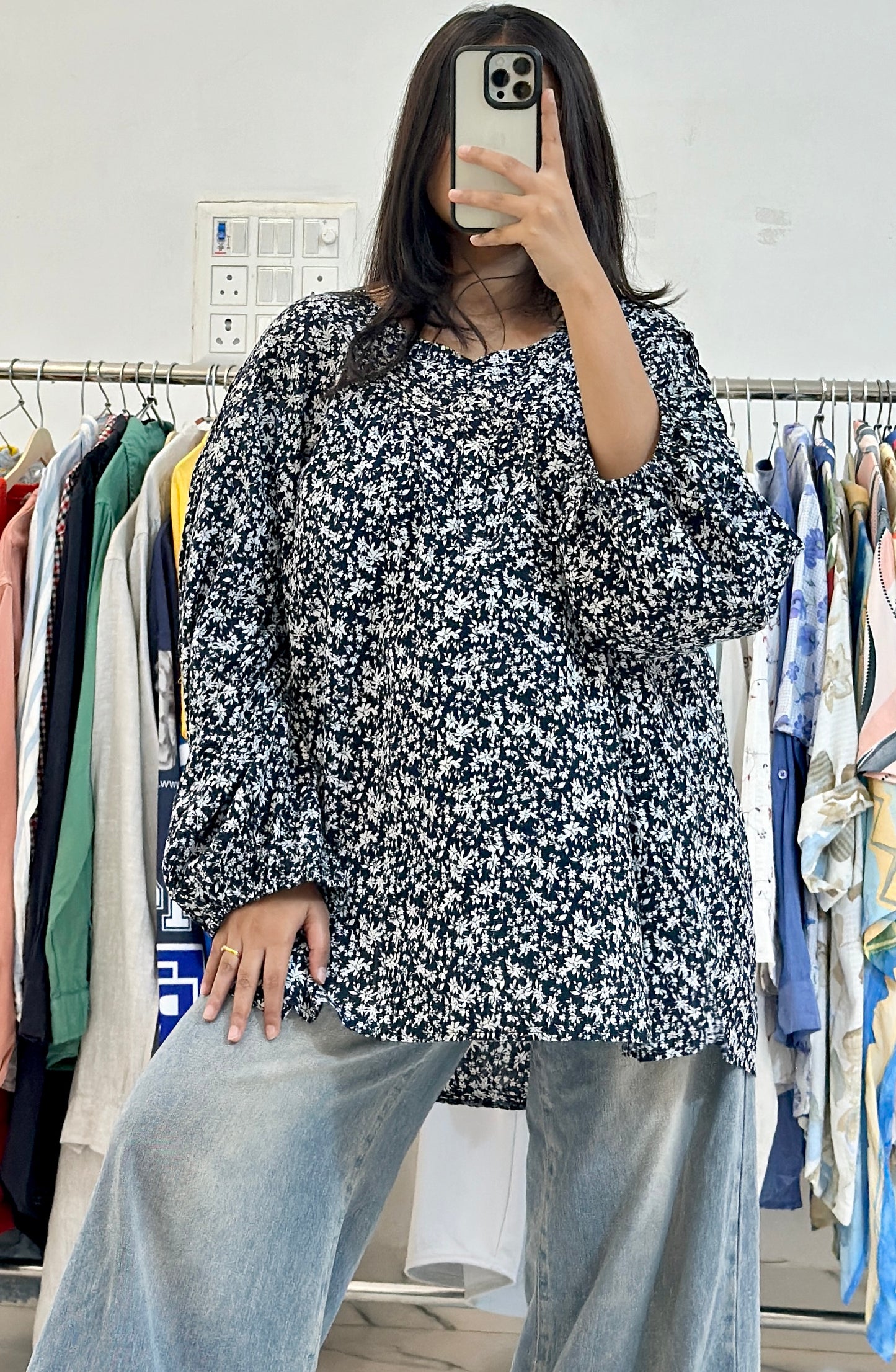 Oversized cotton top (48-50)