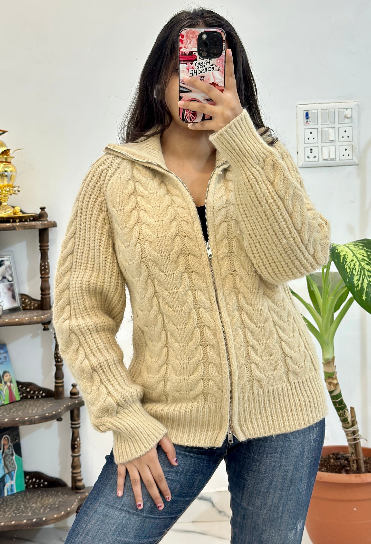 Heavy pullover (Upto 40)