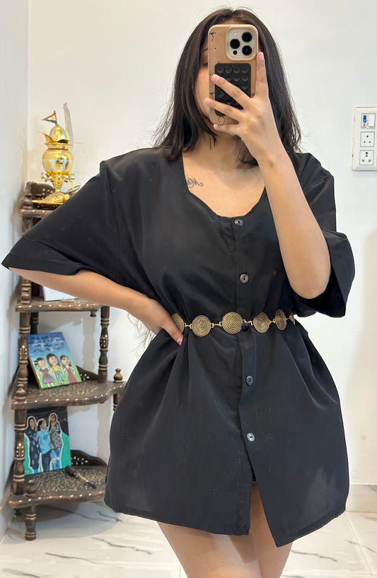 Oversized black top (42-44)