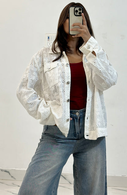 Pretty oversized shirt (38-40)