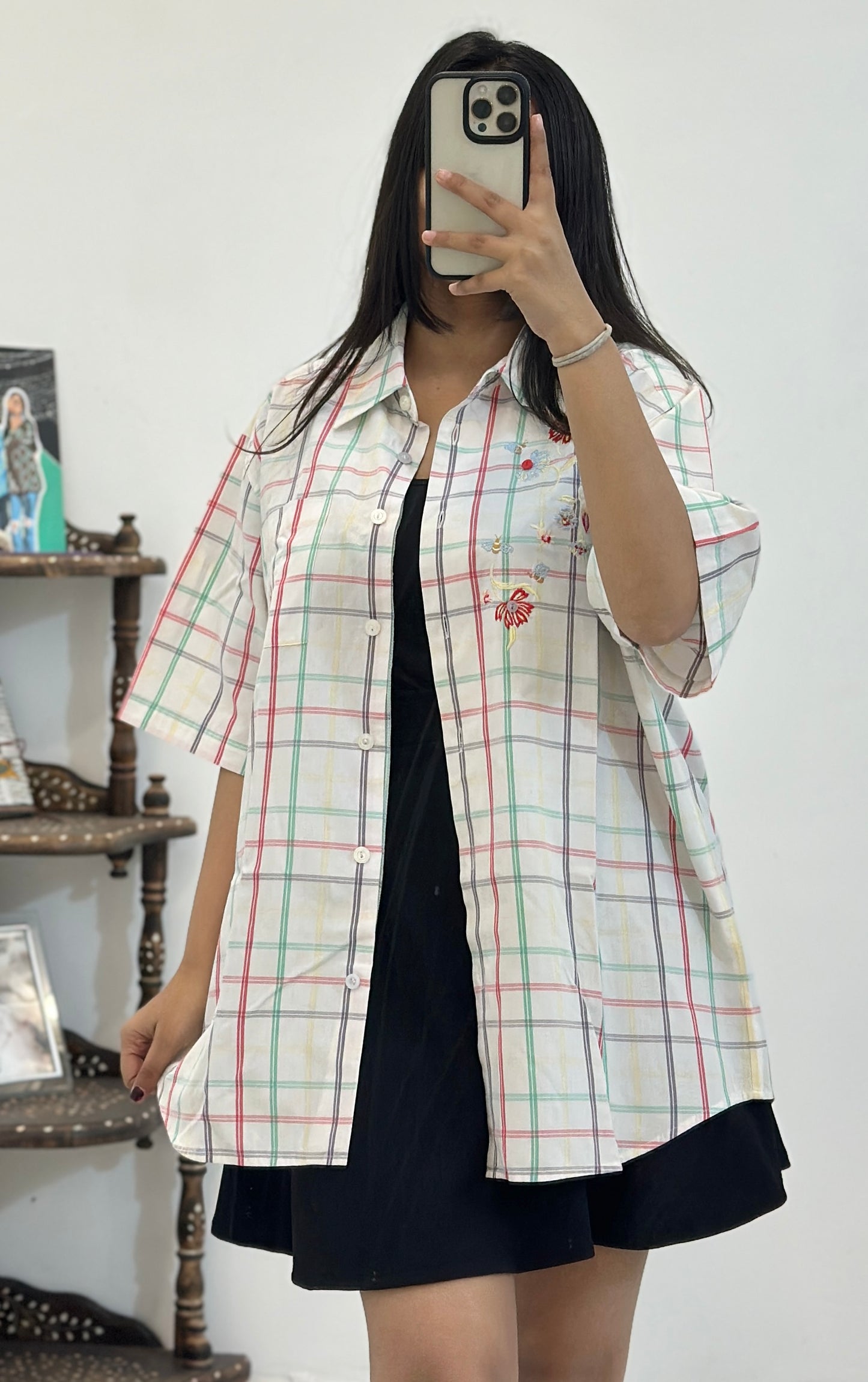 Embroidery details Korean oversized shirt (42-44)