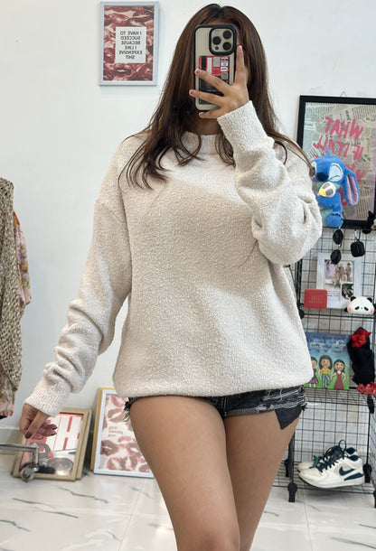 Oversized Korean sweater (38-40)