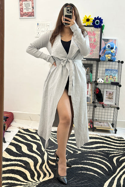 Woollen long shrug (34-36)