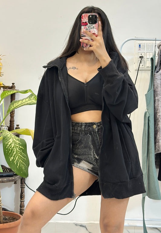 Black oversized hoodie (48-50)