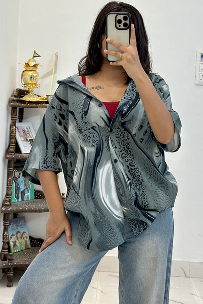 Oversized vintage shirt (42-44)