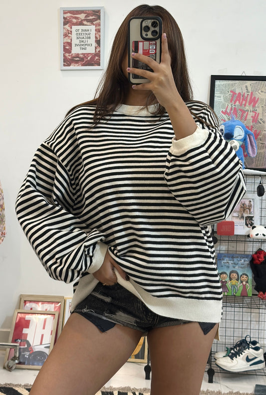 Oversized Korean sweater (42-44)