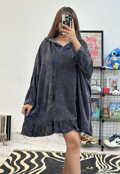 Pretty oversized sweater (50-52)