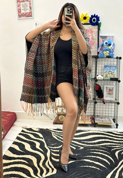 Woollen cut shawl (freesize)