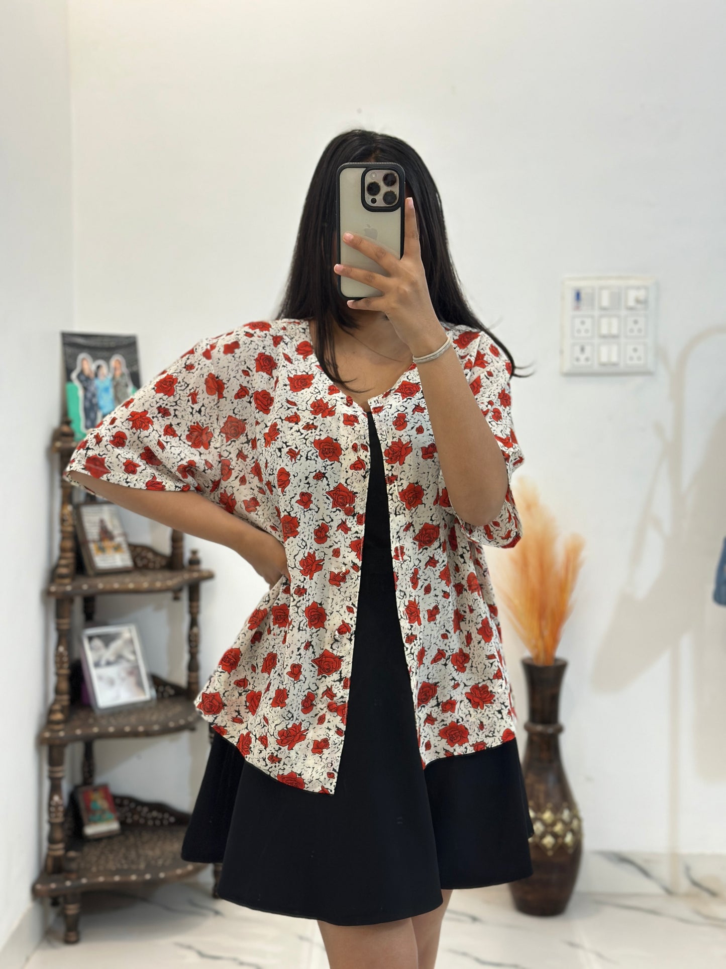 Pretty oversized chiffon shirt (42-44)