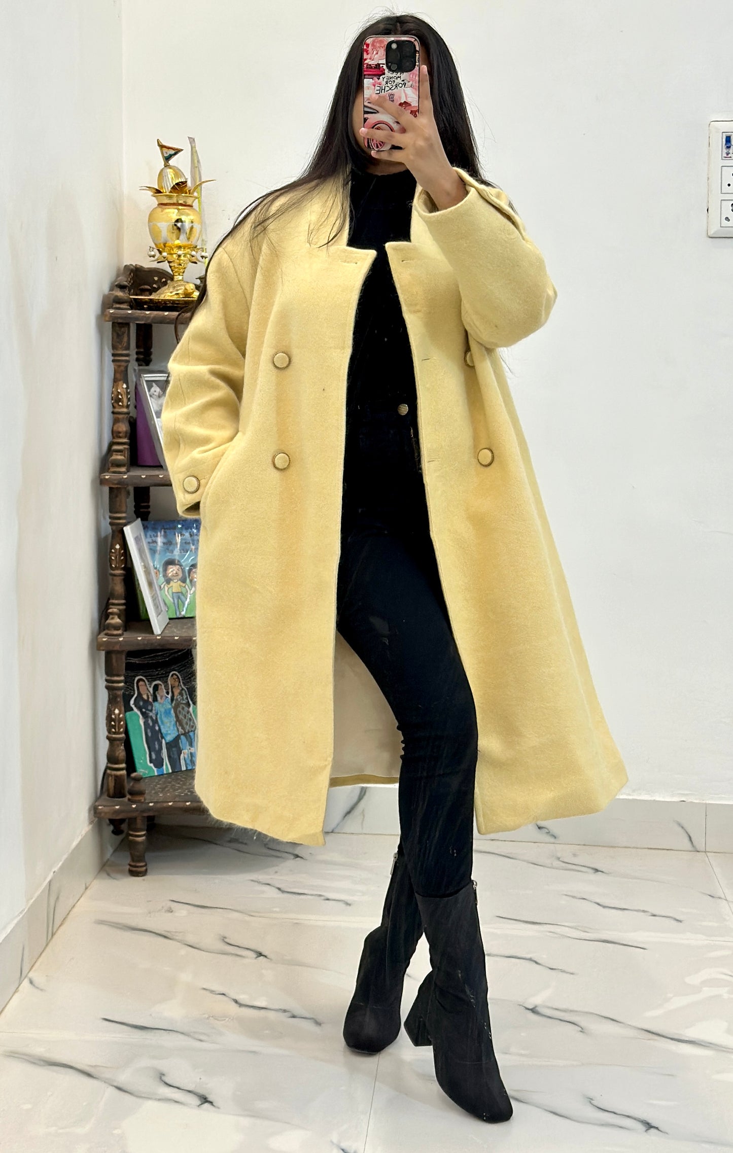 Pretty butter heavy coat (34-36)