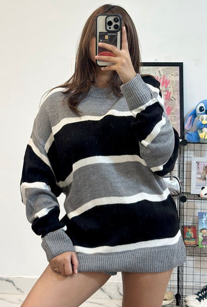 Oversized korean sweater (42-44)