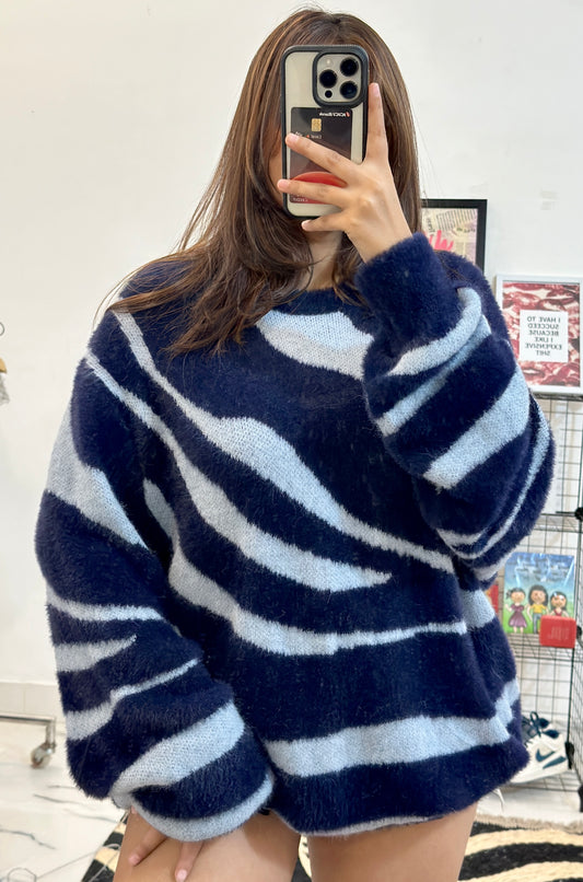 Oversized Korean sweater (44-46)
