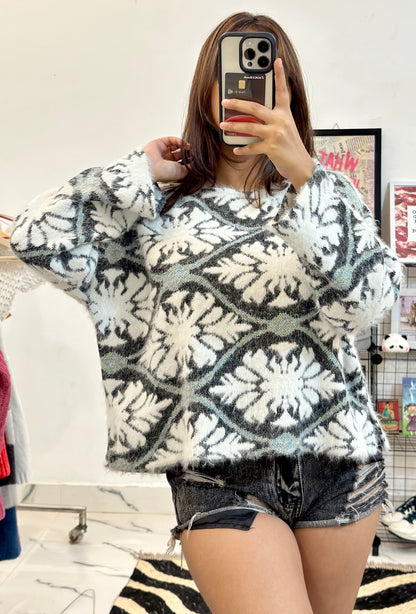 Oversized Korean sweater (44-46)