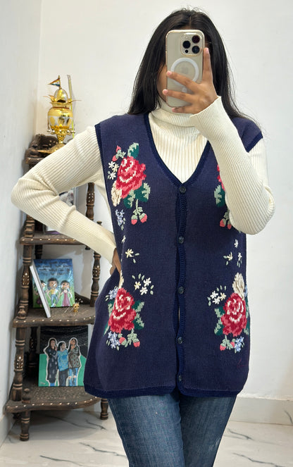Pretty embroidered vest (42-44)