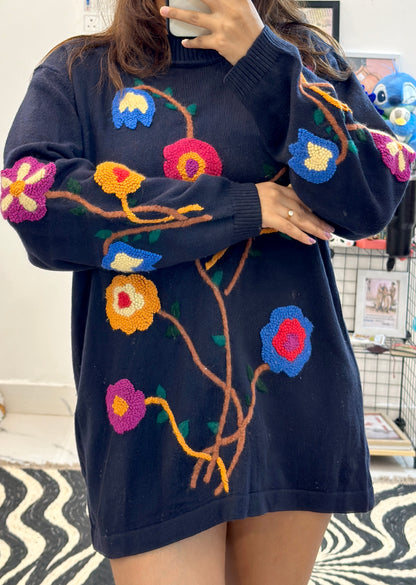 Oversized embroidered Korean sweater (42-44)