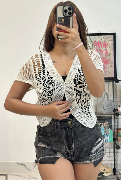 Pretty crochet shrug (34-38)