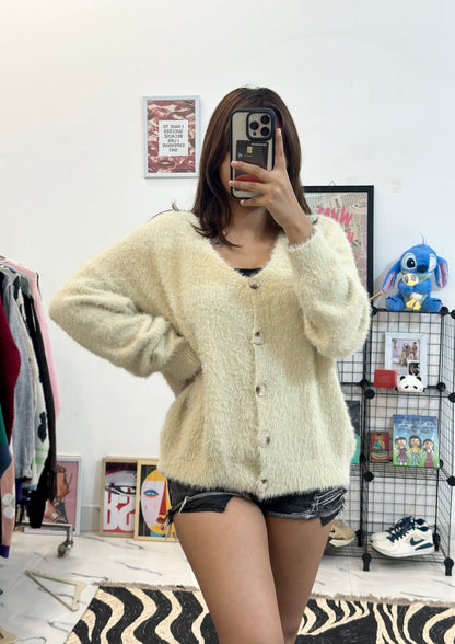 Oversized furry cardigan 44-46