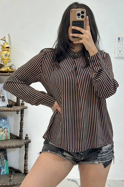 Pretty top (34-36)