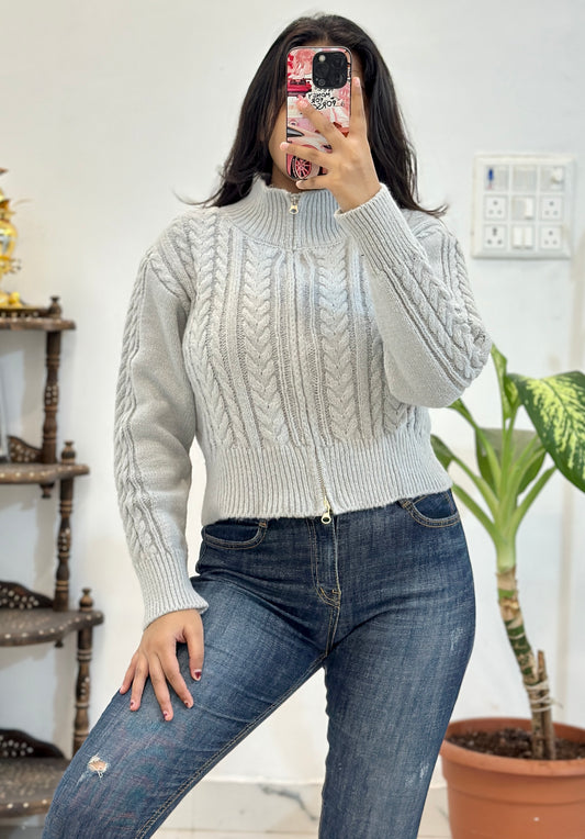 Heavy sweater (34 busts)