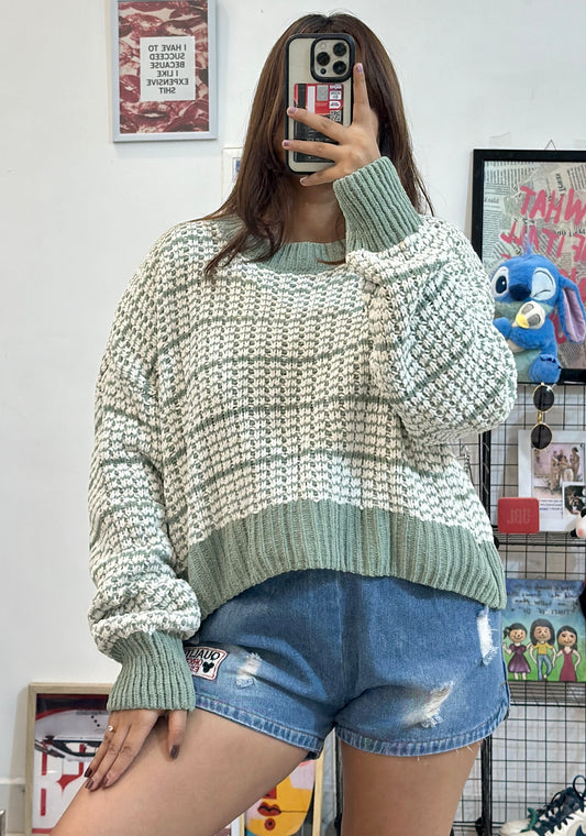 Oversized sweater (44-46)