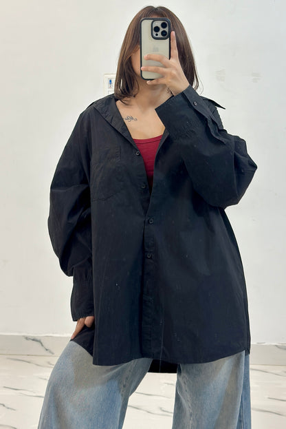 Oversized black shirt (42-44)