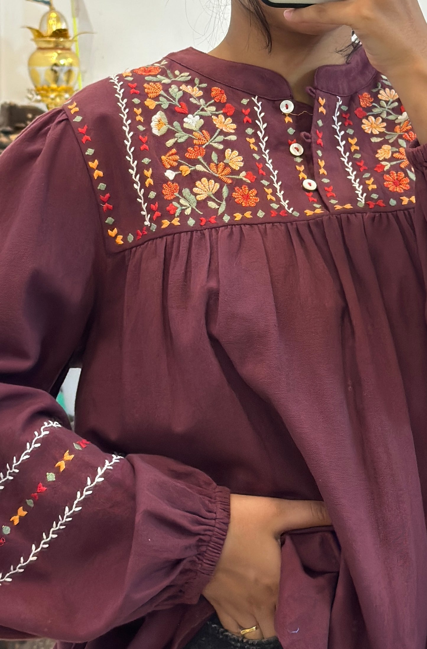 Oversized embroidered top (40-42)