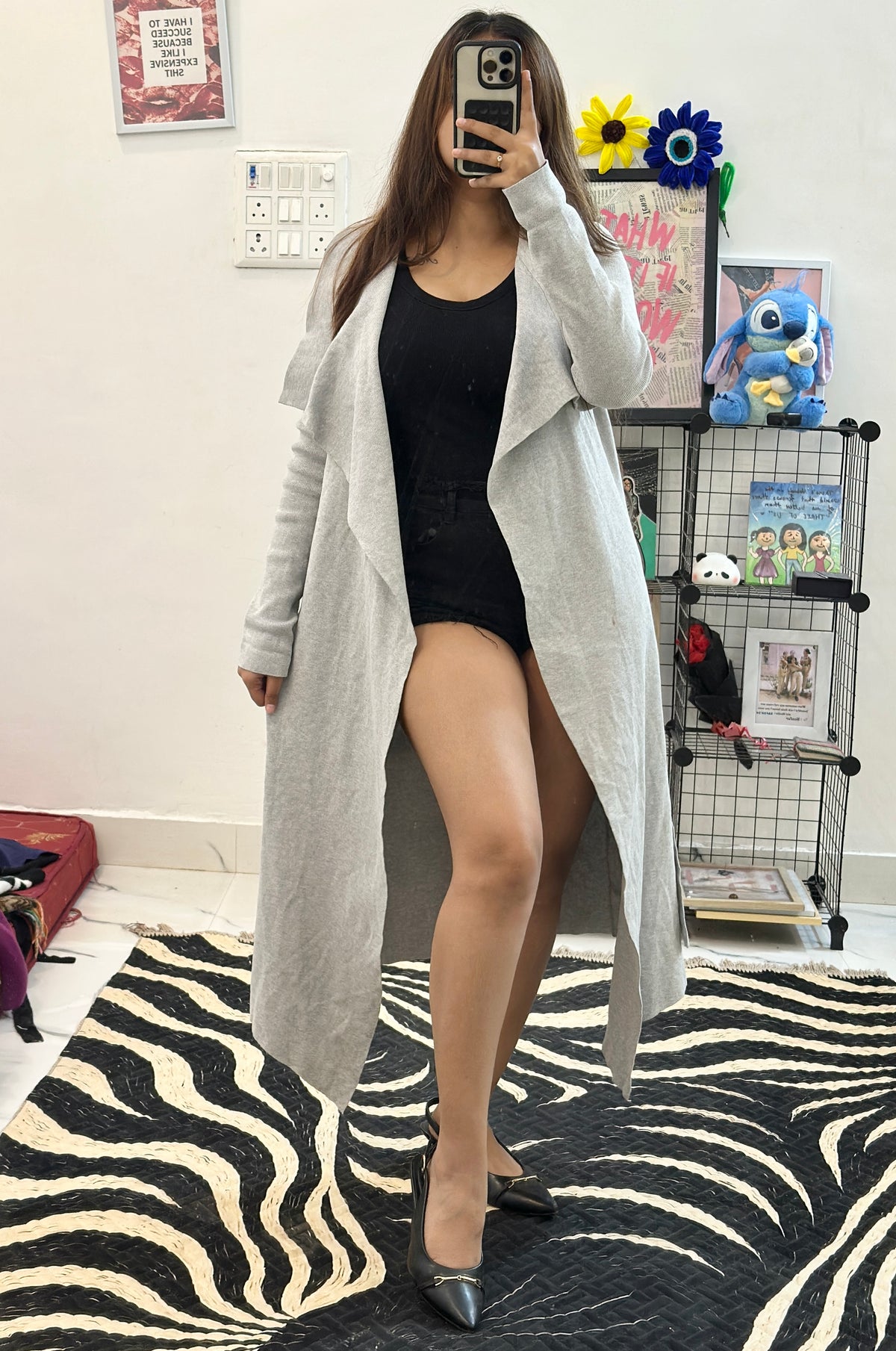 Woollen long shrug (34-36)