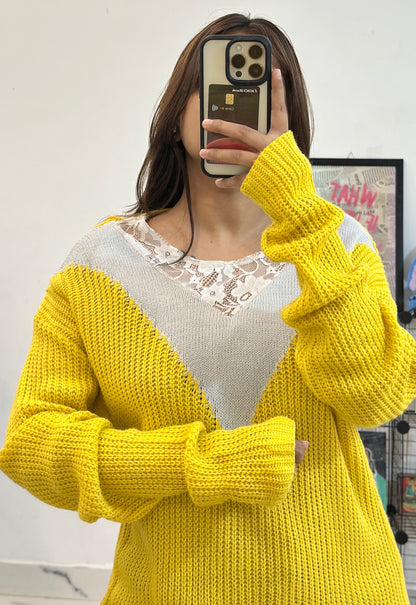 Pretty Korean sweater (40-42)