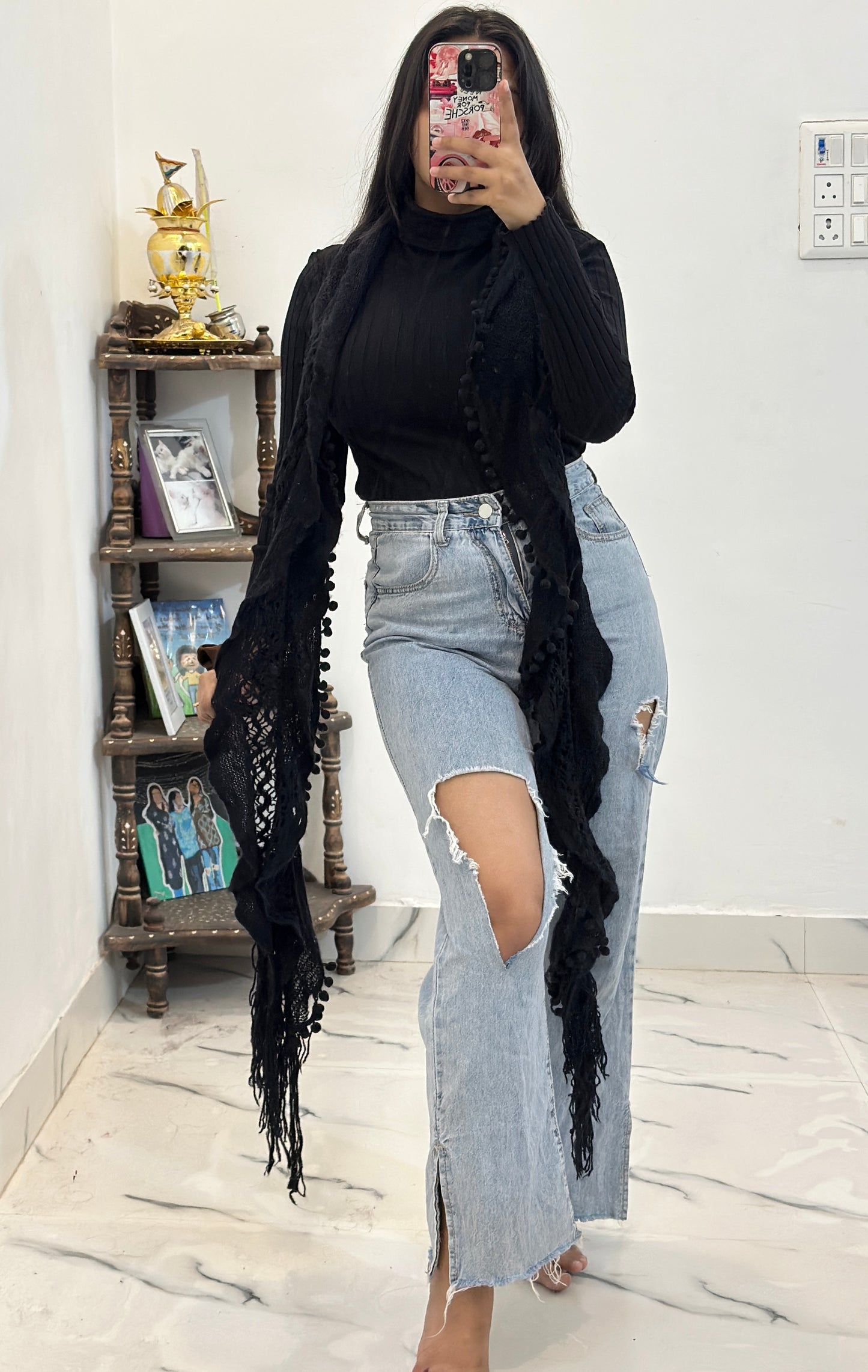 Woollen pretty muffler