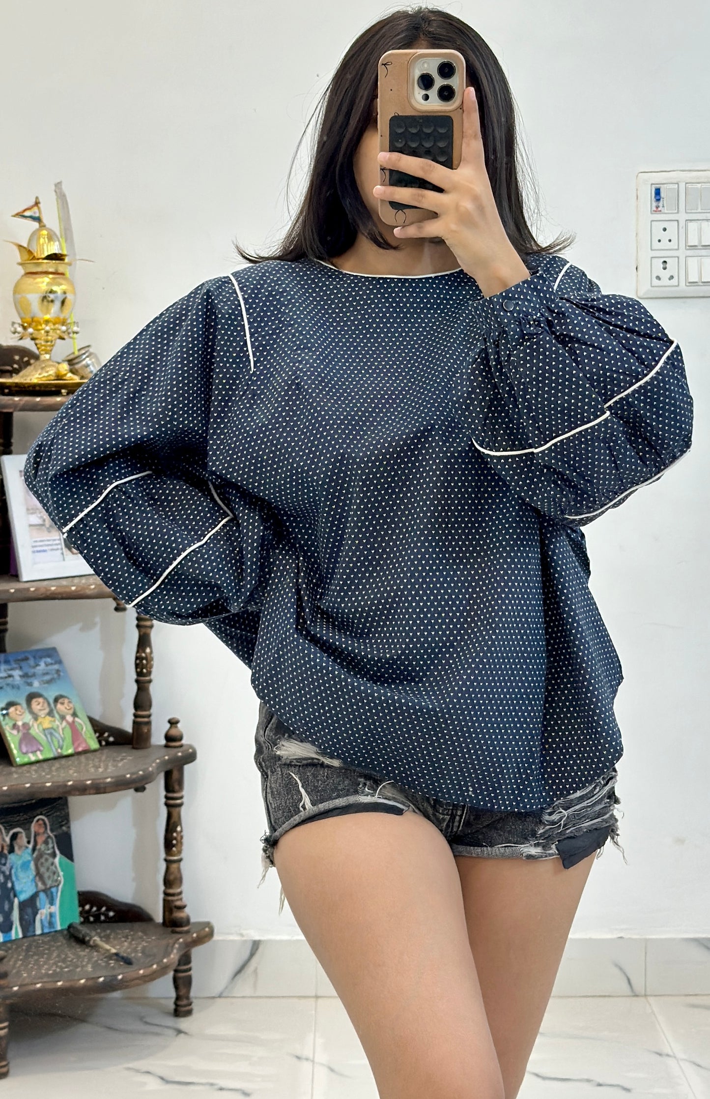 Pretty oversized top (42-44)