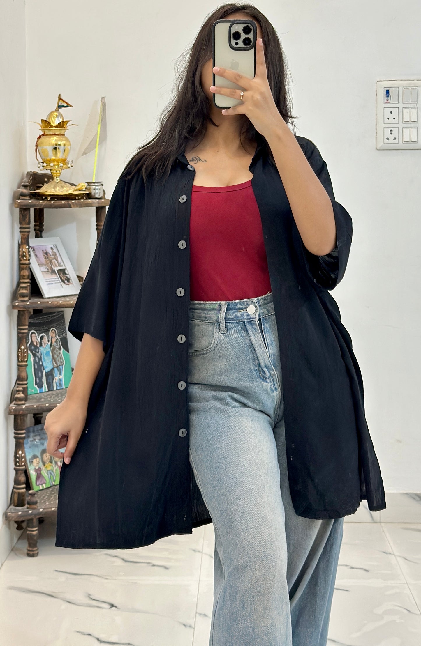 Oversized black shirt (44-46)
